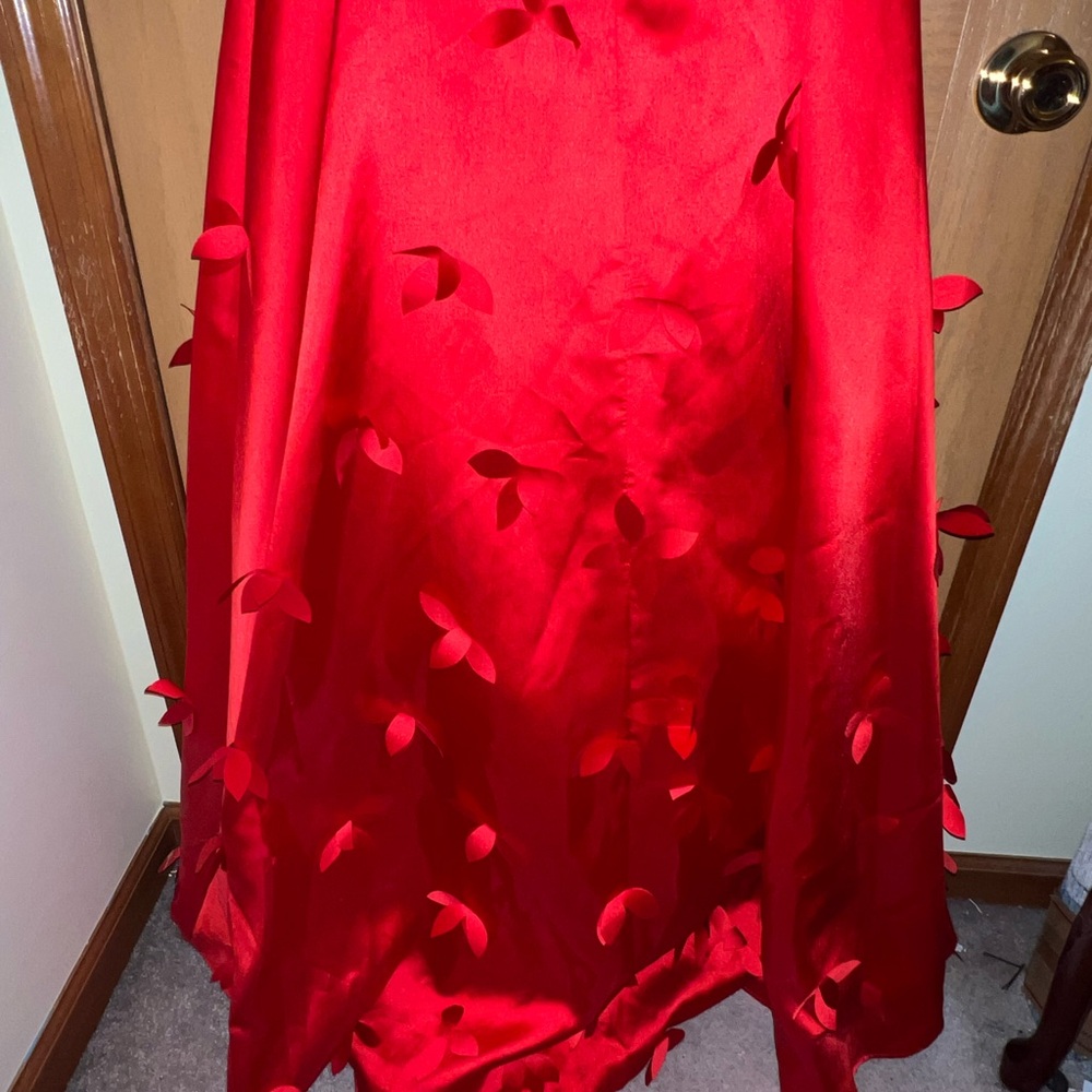 NWT B. Smart Red Satin Maxi Dress Size 0 - Picture 13 of 15